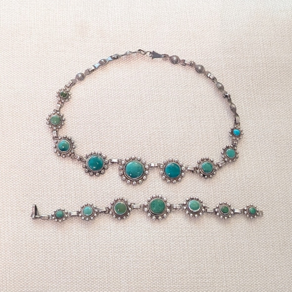 Silver and Turquoise Jewelry Set - Picture 2 of 7